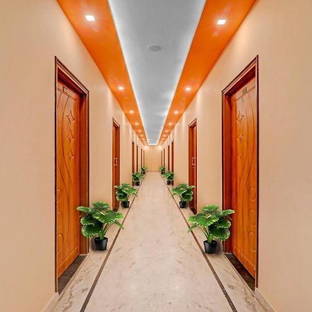 Hotel O Chauhan Palace 勒克瑙 外观 照片
